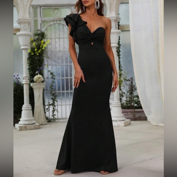 Luxe one shoulder twist front mermaid hemparty formal evening gown dress